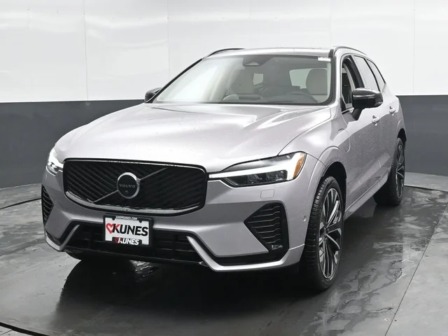Nuevos VOLVO XC60 PLUG-IN HYBRID à Estados chez autogozo