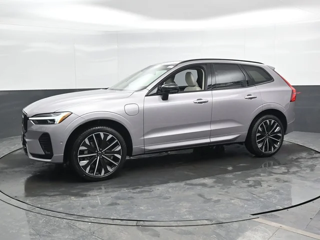 Nuevos VOLVO XC60 PLUG-IN HYBRID à Estados chez autogozo