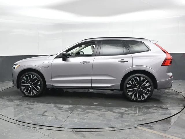 Nuevos VOLVO XC60 PLUG-IN HYBRID à Estados chez autogozo