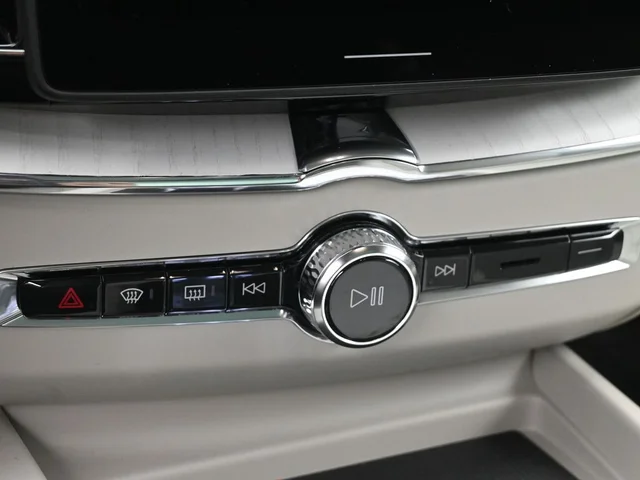 Nuevos VOLVO XC60 PLUG-IN HYBRID à Estados chez autogozo