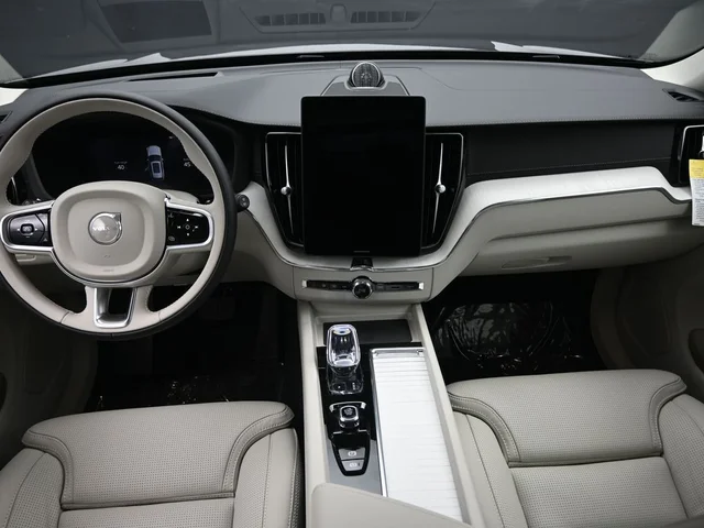 Nuevos VOLVO XC60 PLUG-IN HYBRID à Estados chez autogozo