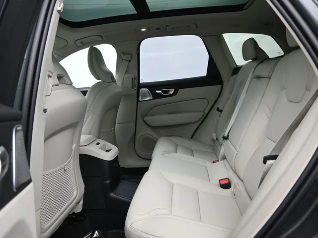Nuevos VOLVO XC60 PLUG-IN HYBRID à Estados chez autogozo