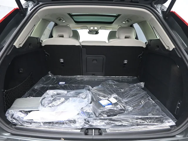 Nuevos VOLVO XC60 PLUG-IN HYBRID à Estados chez autogozo