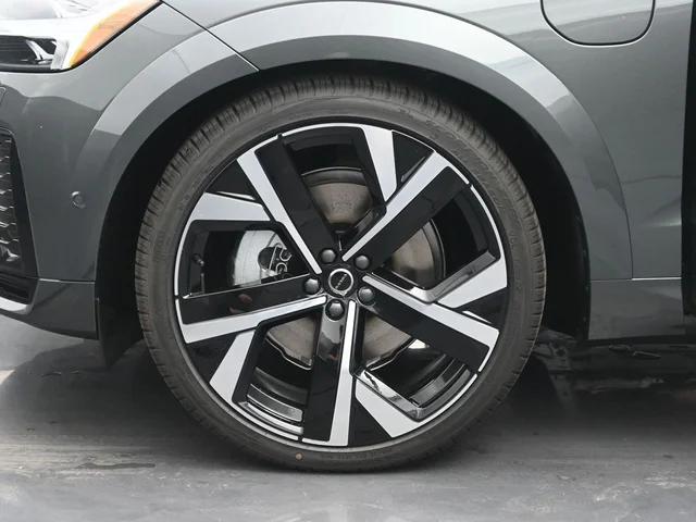 Nuevos VOLVO XC60 PLUG-IN HYBRID à Estados chez autogozo