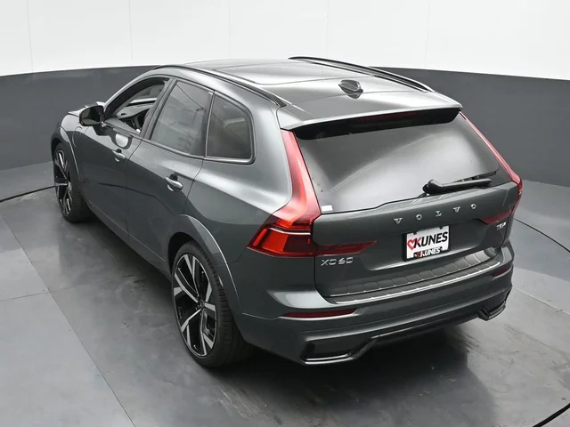 Nuevos VOLVO XC60 PLUG-IN HYBRID à Estados chez autogozo