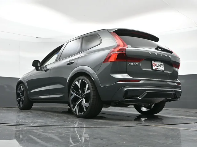 Nuevos VOLVO XC60 PLUG-IN HYBRID à Estados chez autogozo