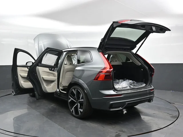 Nuevos VOLVO XC60 PLUG-IN HYBRID à Estados chez autogozo
