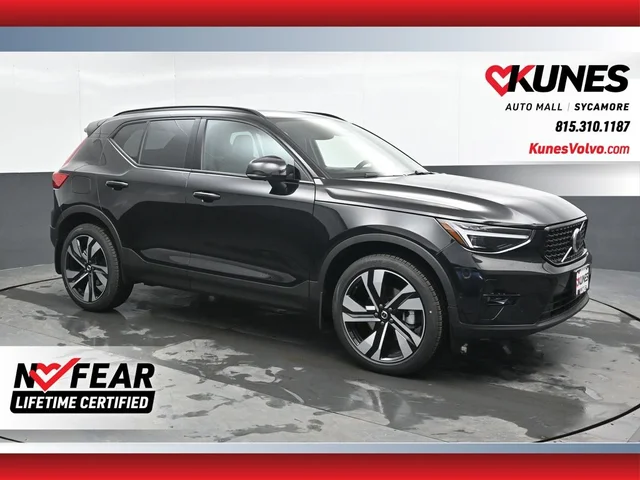 Nuevos VOLVO XC40 à Estados chez autogozo