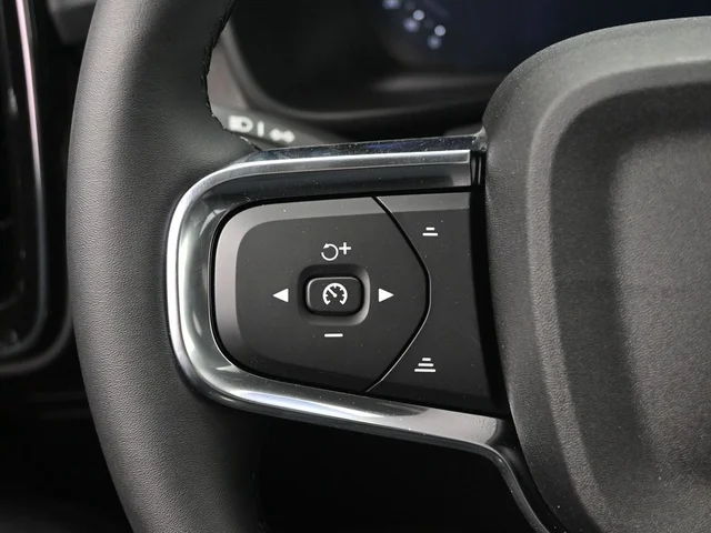 Nuevos VOLVO XC40 à Estados chez autogozo