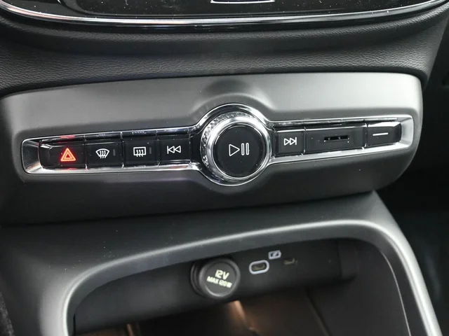 Nuevos VOLVO XC40 à Estados chez autogozo