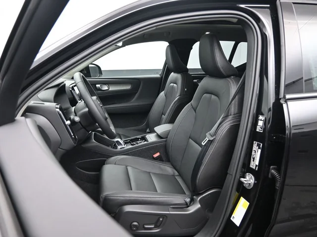 Nuevos VOLVO XC40 à Estados chez autogozo
