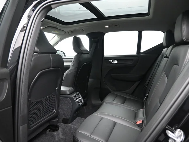 Nuevos VOLVO XC40 à Estados chez autogozo