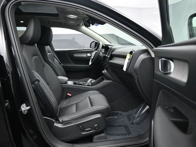 Nuevos VOLVO XC40 à Estados chez autogozo