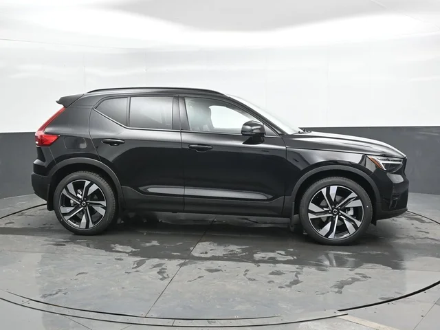 Nuevos VOLVO XC40 à Estados chez autogozo
