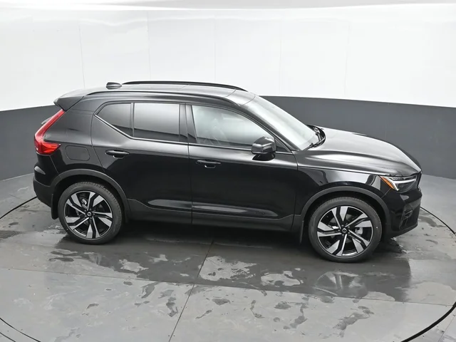 Nuevos VOLVO XC40 à Estados chez autogozo