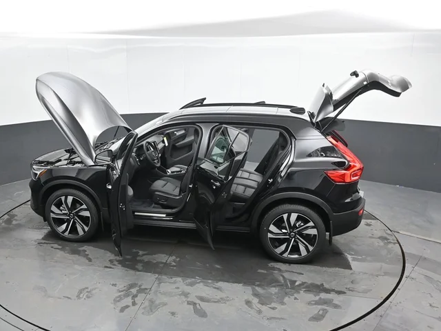 Nuevos VOLVO XC40 à Estados chez autogozo