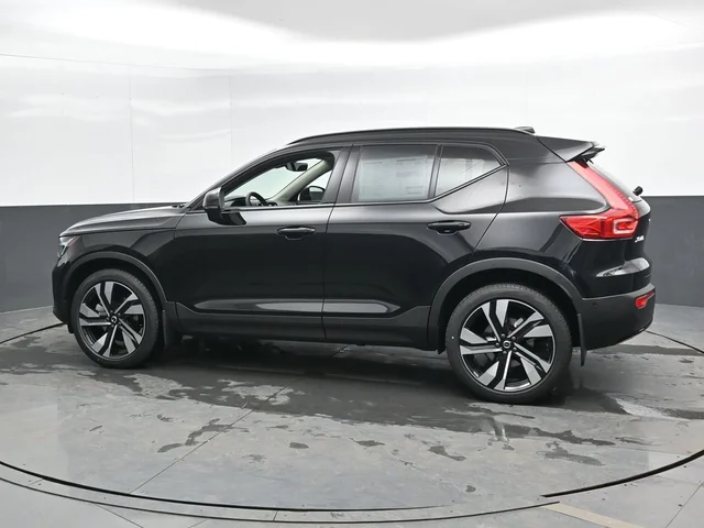 Nuevos VOLVO XC40 à Estados chez autogozo