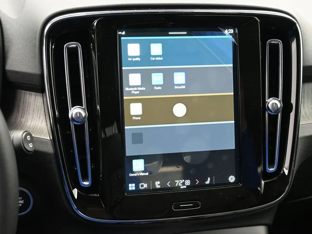 Nuevos VOLVO XC40 à Estados chez autogozo