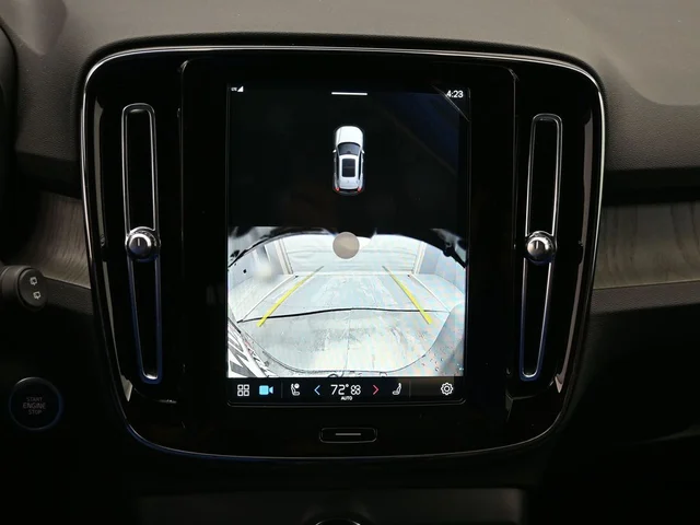 Nuevos VOLVO XC40 à Estados chez autogozo