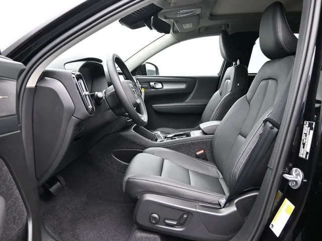 Nuevos VOLVO XC40 à Estados chez autogozo