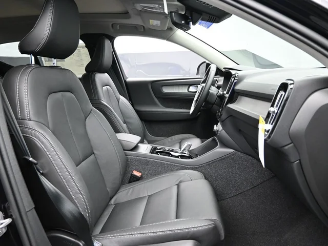 Nuevos VOLVO XC40 à Estados chez autogozo