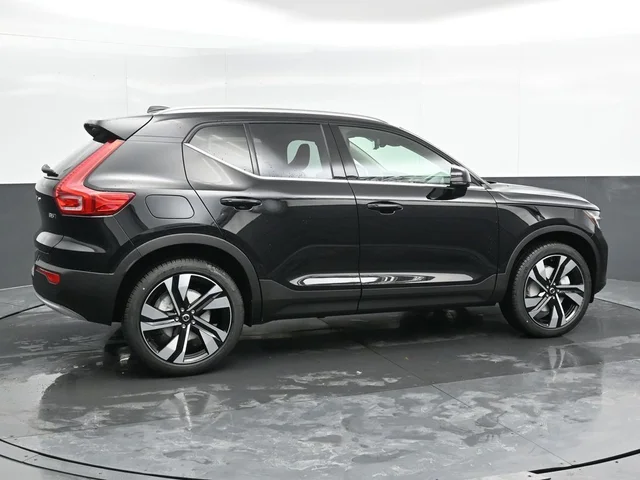 Nuevos VOLVO XC40 à Estados chez autogozo