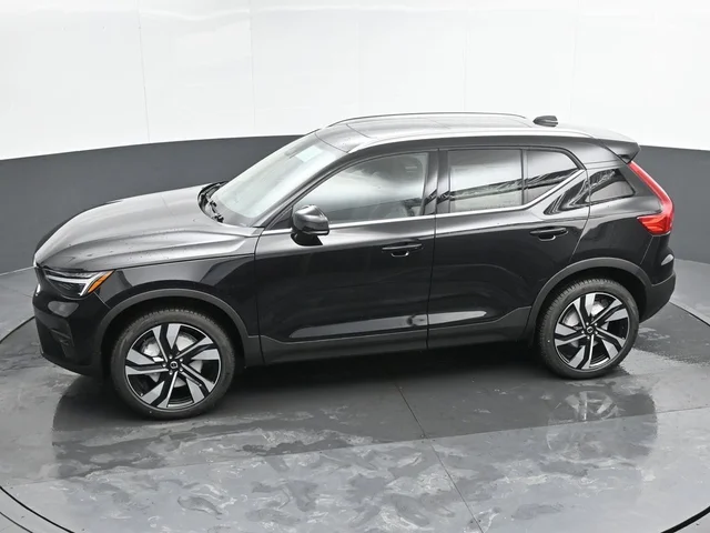 Nuevos VOLVO XC40 à Estados chez autogozo