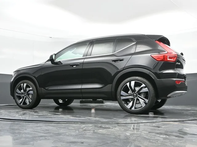 Nuevos VOLVO XC40 à Estados chez autogozo
