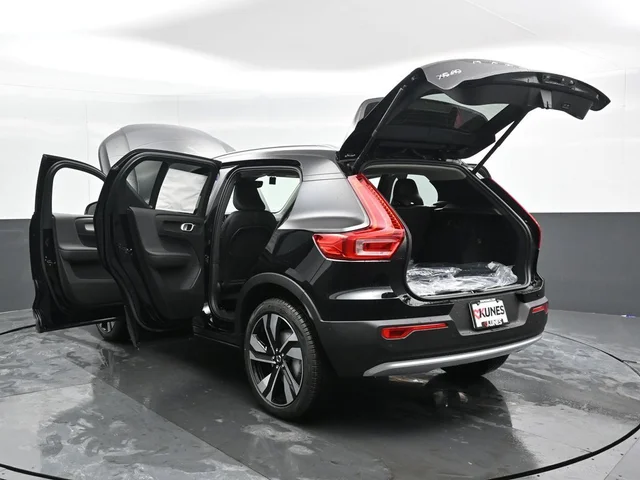 Nuevos VOLVO XC40 à Estados chez autogozo