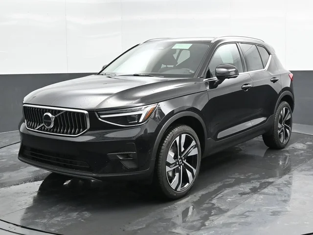 Nuevos VOLVO XC40 à Estados chez autogozo