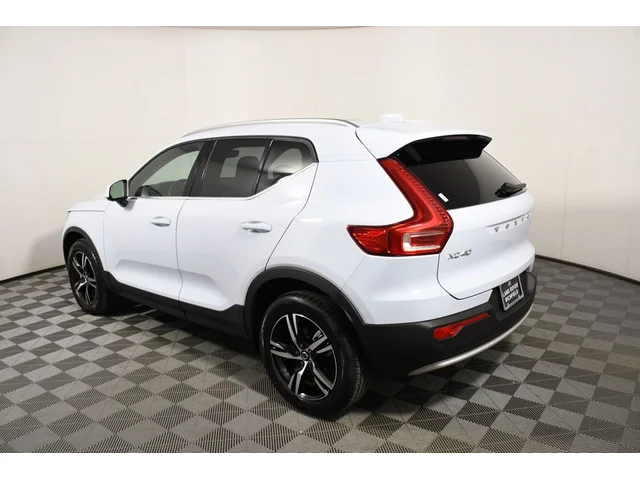 SEMINUEVOS VOLVO XC40 a Estados en autogozo