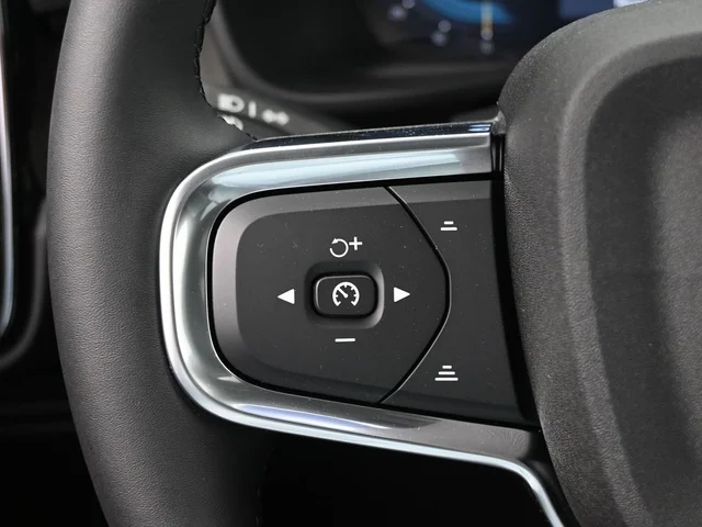 Nuevos VOLVO XC40 à Estados chez autogozo