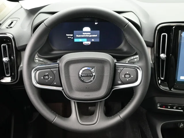 Nuevos VOLVO XC40 à Estados chez autogozo