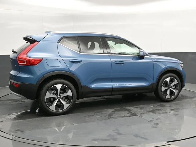 Nuevos VOLVO XC40 à Estados chez autogozo