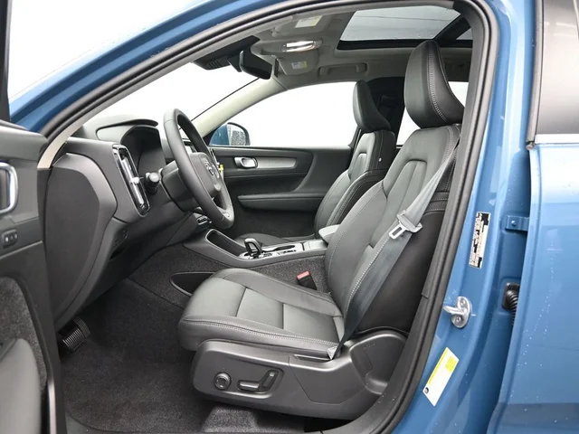 Nuevos VOLVO XC40 à Estados chez autogozo