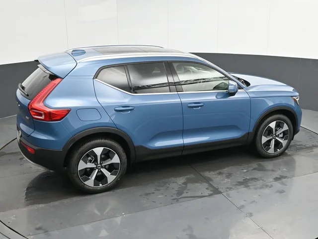 Nuevos VOLVO XC40 à Estados chez autogozo