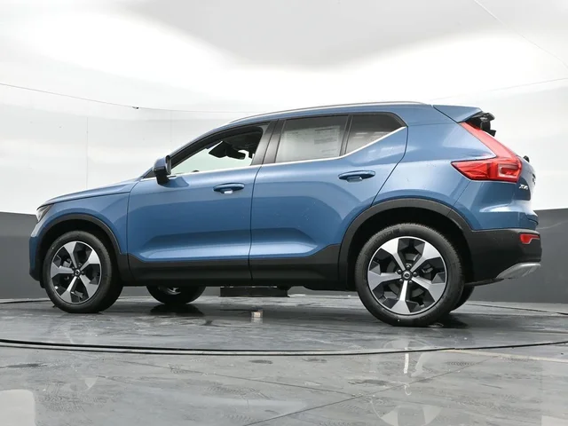 Nuevos VOLVO XC40 à Estados chez autogozo