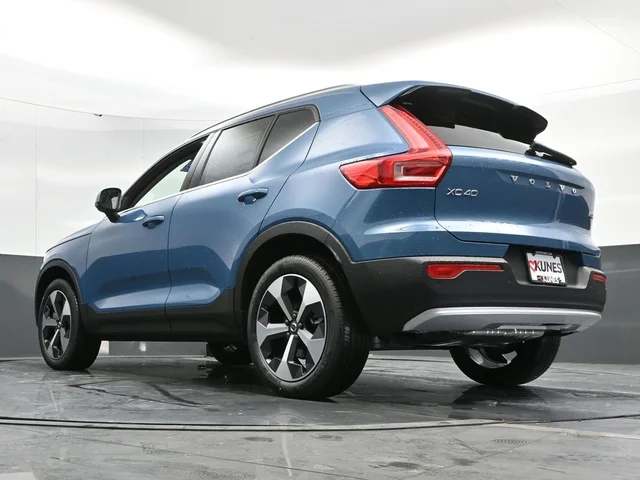 Nuevos VOLVO XC40 à Estados chez autogozo