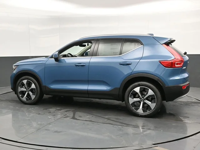 Nuevos VOLVO XC40 à Estados chez autogozo