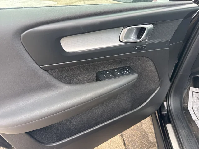 SEMINUEVOS VOLVO XC40 a Estados en autogozo