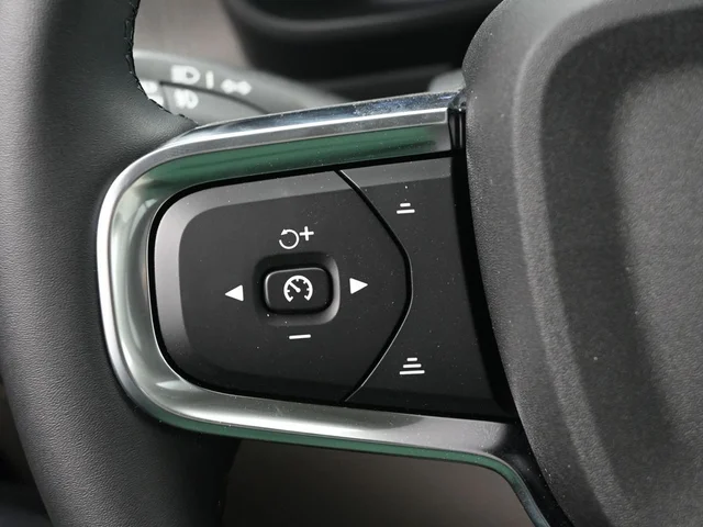 Nuevos VOLVO XC40 à Estados chez autogozo