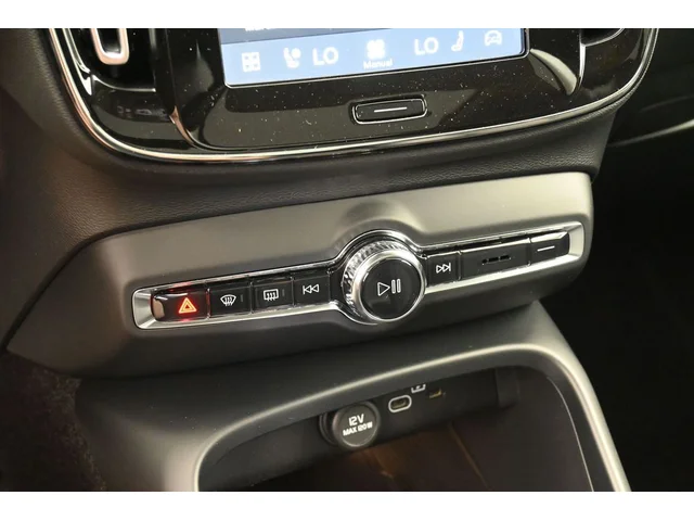 Nuevos VOLVO XC40 à Estados chez autogozo