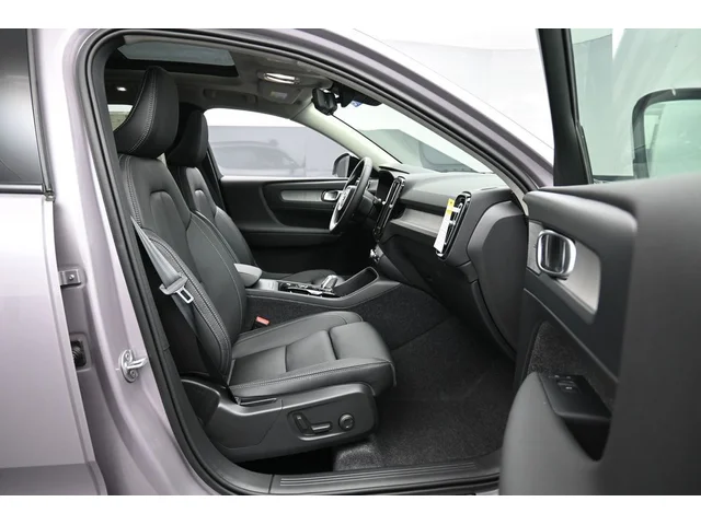 Nuevos VOLVO XC40 à Estados chez autogozo