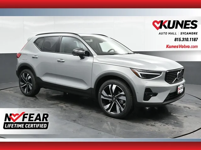 Nuevos VOLVO XC40 à Estados chez autogozo