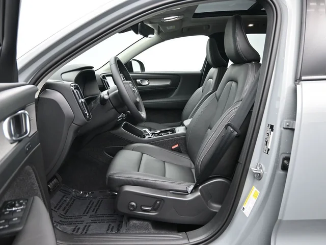 Nuevos VOLVO XC40 à Estados chez autogozo