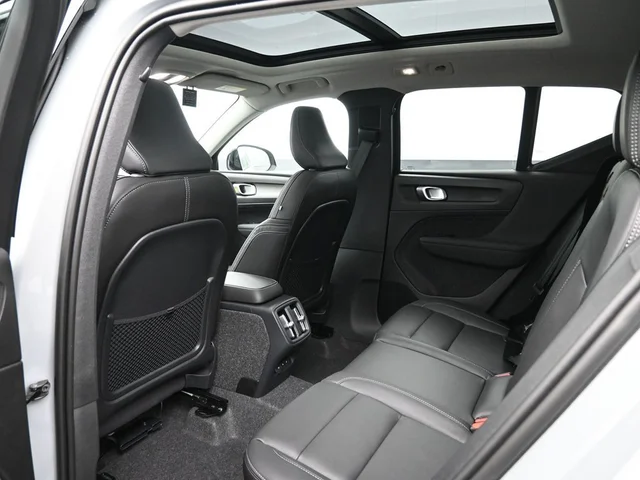 Nuevos VOLVO XC40 à Estados chez autogozo