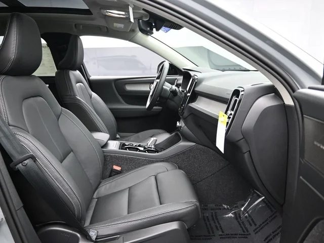 Nuevos VOLVO XC40 à Estados chez autogozo