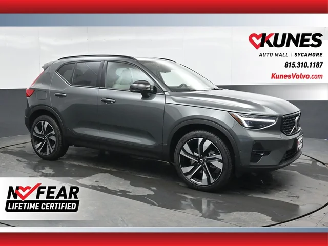 Nuevos VOLVO XC40 à Estados chez autogozo