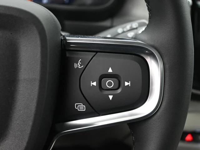 Nuevos VOLVO XC40 à Estados chez autogozo