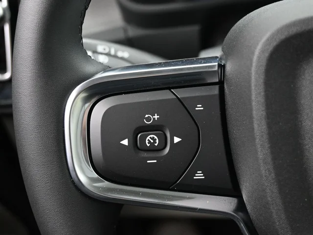 Nuevos VOLVO XC40 à Estados chez autogozo